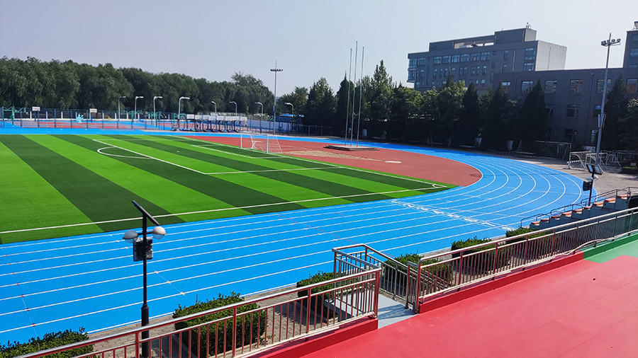 泰国拉廊府体育场与北京师范大学良乡附属中学田径场顺利竣工